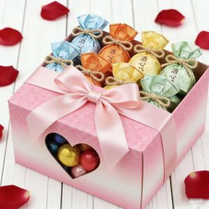 Heart Cut-out Pink Confectionery Box